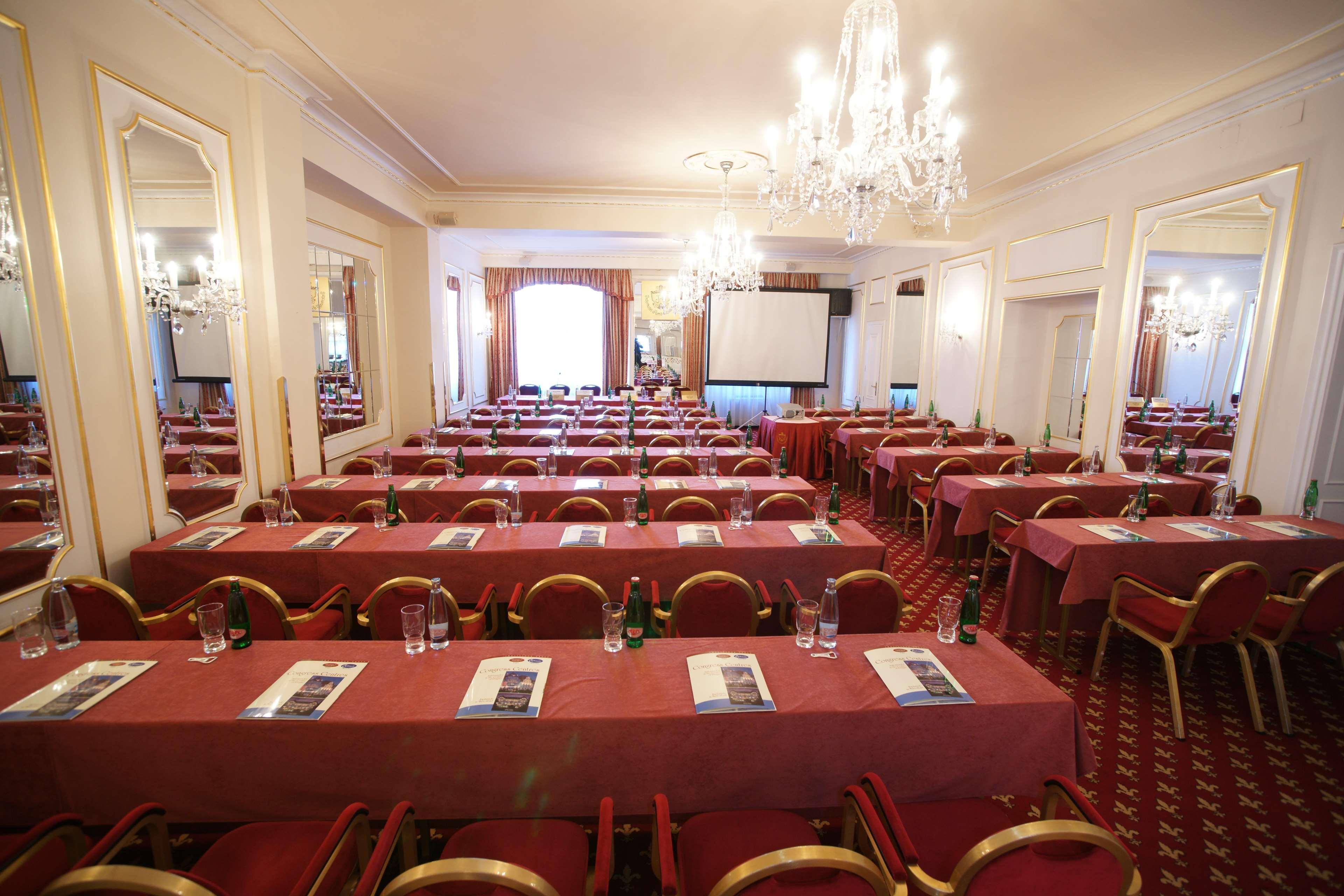 Ambassador Zlata Husa Prague Luaran gambar The conference room